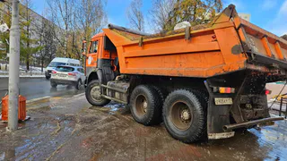 Столица Коми откажется от соли: тротуары будут посыпать гранитной крошкой