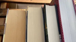 Советские книги стоят до 5 млн рублей - загляните на свои полки с книгами