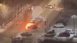 Ночью 9 декабря на улице Тимуровцев загорелся автомобиль