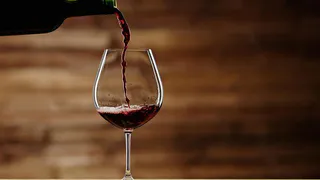 Приметы и запреты на 4 декабря: допускается бокал вина