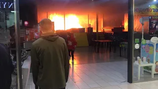 Пожар в М5 Молл: комментарий МЧС и и рассказ бывшего сотрудника ТЦ