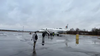 Рейс в Челябинской области задержан из-за ограничений в аэропорту