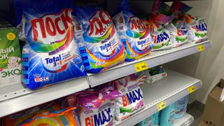 Стоят копейки, а стирают лучше элитных: Роскачество выявило 5 лучших стиральных порошков