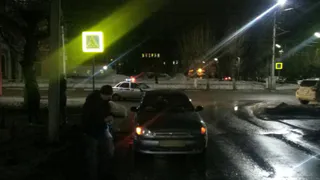 На улице Электрозаводской Chevrolet Lanos сбил девушку