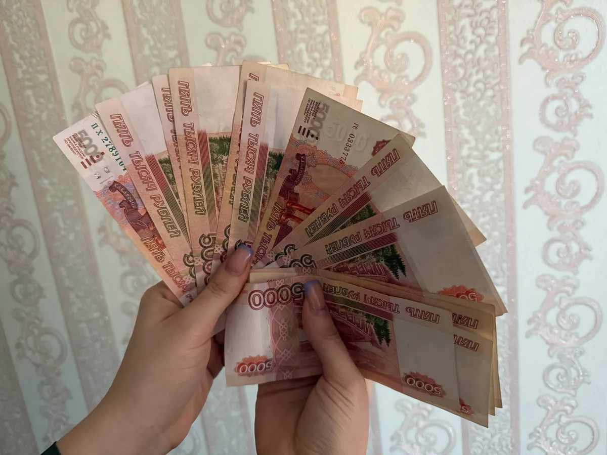 Пенсионерка из Пензы потеряла более 930 тысяч рублей, пытаясь заработать на инвестициях