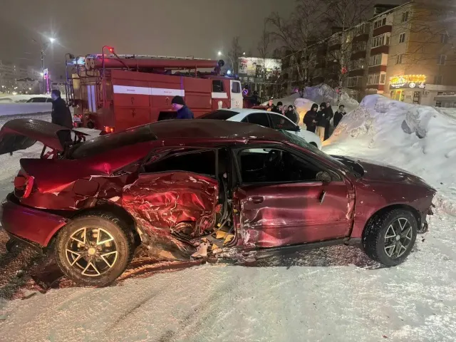 На перекрестке в Коми в ДТП с двумя Audi пострадали водитель и пассажир