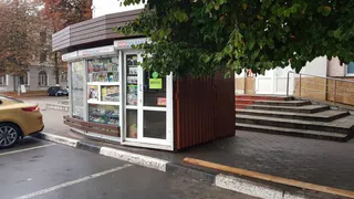 Брянцев возмутило размещение киоска "Союзпечать" на площади Карла Маркса