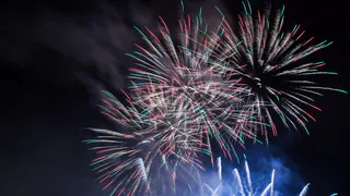 Антитеррористическая комиссия Челябинской области призывает жителей отказаться от фейерверков на Новый год