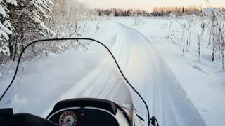 В Коми травмировались два нетрезвых снегоходчика