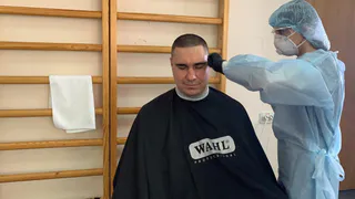 “Коронавирус под ноль”: сотрудники ОКБ Рязани коротко постриглись, чтобы противостоять инфекции