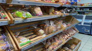 Жители поселка в Усть-Вымском районе остались без единственного магазина