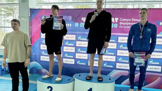 Сборная Коми лидировала на чемпионате и первенстве СЗФО по плаванию