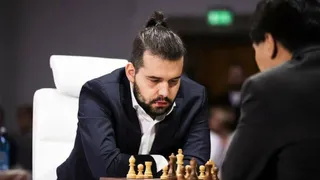 Брянский шахматист сыграет партию с китайцем Дин Лижэнем