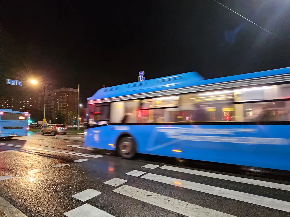 Прокуратура Казани добивается наказания для перевозчика за высадку двоих детей из автобуса