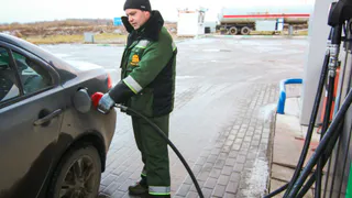 В Рязани производители снизили цену на бензин