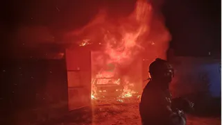 В посёлке Балакирево Александровского района сгорел гараж вместе с автомобилем