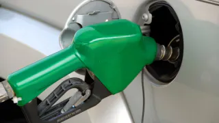 С 9 апреля полный бак заправят бесплатно. Автомобилистов ждет большое изменение на АЗС с 9 апреля