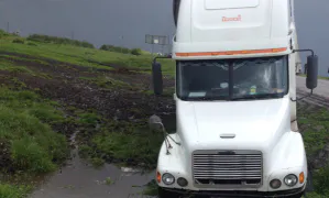 В Рязанской области фура улетела в кювет 