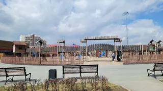 Этот город обошел Москву и Петербург по популярности: вот куда многие мечтают переехать – чистый воздух, горы, вкусная еда и копеечные цены