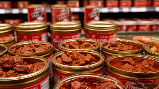 Консервы «Мясо цыпленка» от МАМИР: стоит ли брать в «КБ» - плюсы и минусы после вскрытия банки
