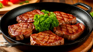 Теперь мой фирменный рецепт: 3 ингредиента + 10 минут - и мясо тает во рту. Теперь муж умоляет готовить каждый день  