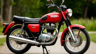 Новые мотоциклы Ява начали привозить в Россию: вот сколько стоит легенда