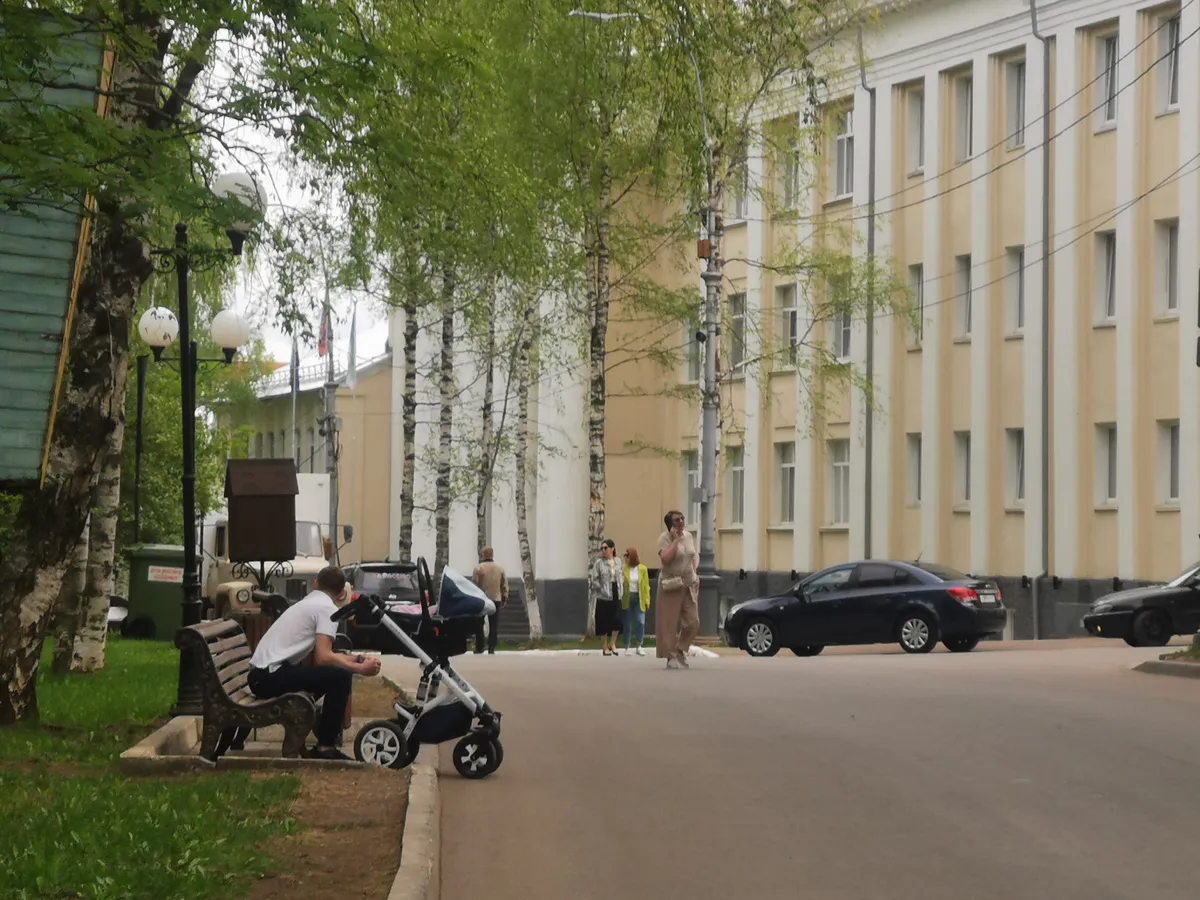 В Челябинской области мужчина не платил алименты, но оформил на себя детские пособия