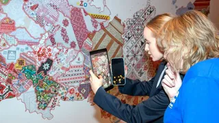 Вышитую карту признали одним из лучших проектов