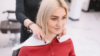 Такая прическа на май срезает 10-15 лет с образа – разные варианты по типам лица