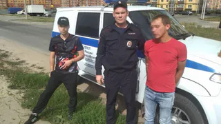 В Семчине полицейские поймали двух наркокурьеров