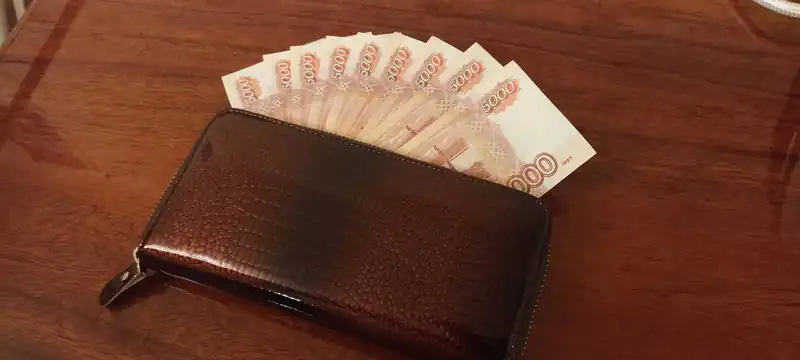 Житель Татарстана потерял 300 тысяч рублей из-за мошенников