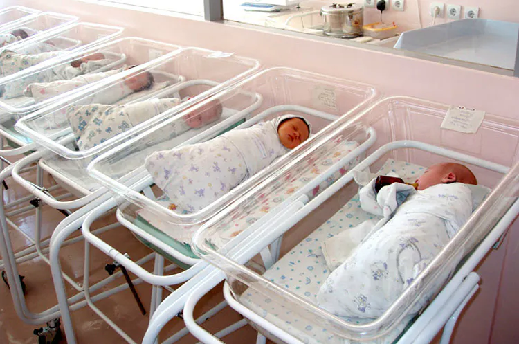 В 2023 году в Пензенской области усыновили 8 новорожденных детей