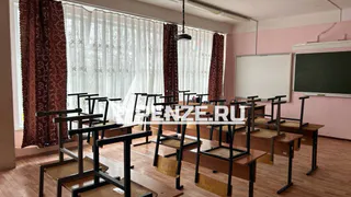 Около 500 девятиклассников сдают экзамен по иностранному языку в Пензе