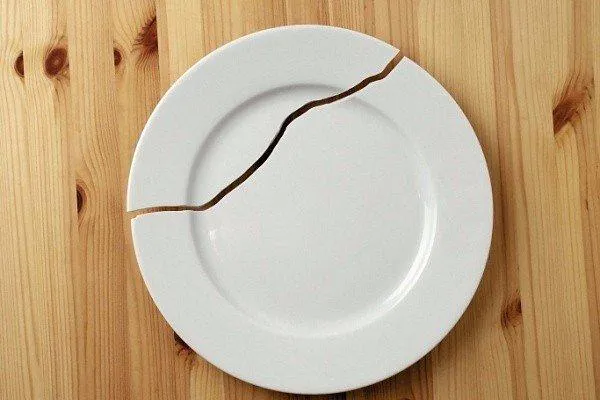 Приметы и запреты на 28 февраля: сегодня особенно берегите посуду