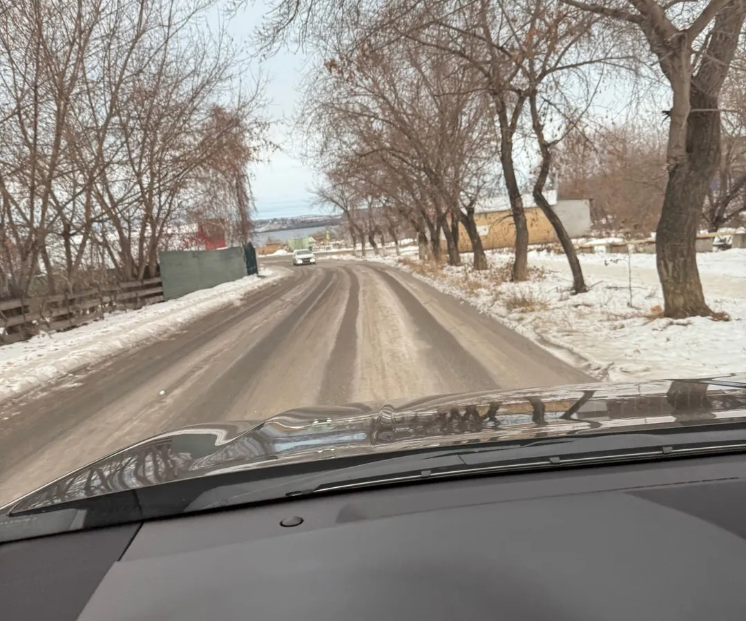 Жемчужная улица: колея вместо асфальта и стоны жителей