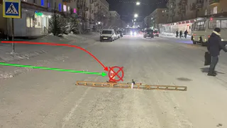 В Заполярье Коми Урал и пешеход не поделили "зебру"