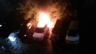 На Братиславской сгорел дорогой внедорожник