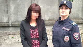 На улице Новикова Прибоя в Рязани задержали объявленную в розыск 37-летнюю женщину