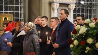 Малков побывал на Пасхальном богослужении