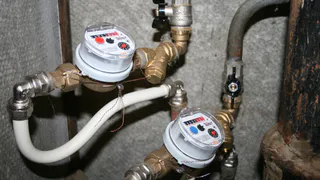 Повышение тарифов ЖКХ в России: на сколько подорожает коммуналка