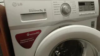 Как вернуть белизну серому белью: простой приём, который оживляет ткань и работает на удивление хорошо