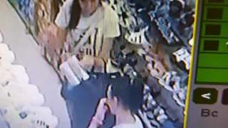 В Сасове разыскивают двух женщин, которые украли обувь из магазина