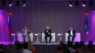 Глава Росмолодёжи обсудил с юными жителями Коми образование и международные проекты