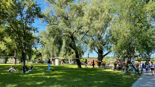 Отобрали то, на что все надеялись: Минтруд изменил майские праздники и убрал длинные выходные 