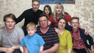 Детям из многодетной семьи в Козловке господдержка помогает получать образование