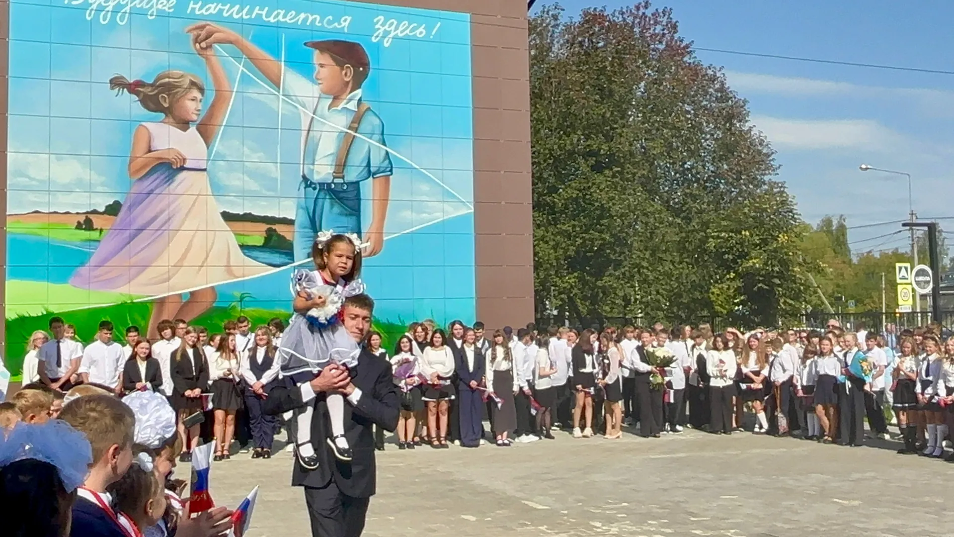 Собрать ребёнка в школу: рязанские мамы начали закупаться к школе ещё зимой — вот почему
