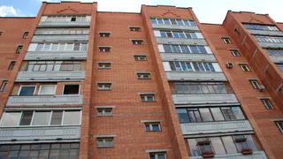 37-летняя рязанка упала с крыши девятиэтажки