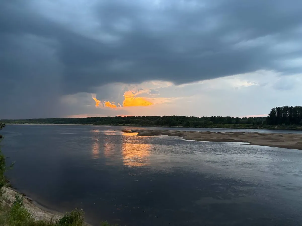 Неустойчивая погода в Челябинской области: ливни, грозы и резкие перепады температур