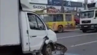 Новые подробности ДТП на Московском: рязанка влетела в фуру