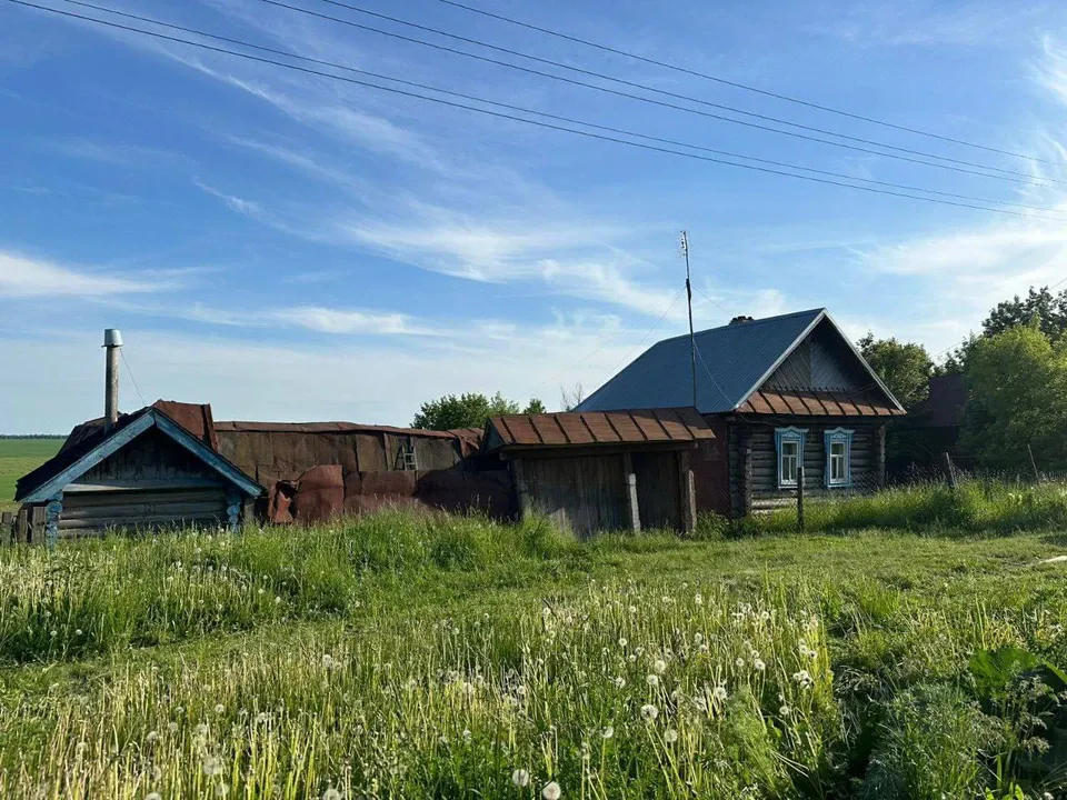 В Чувашии юноша расправился с родственником, нанеся 100 ударов ножом